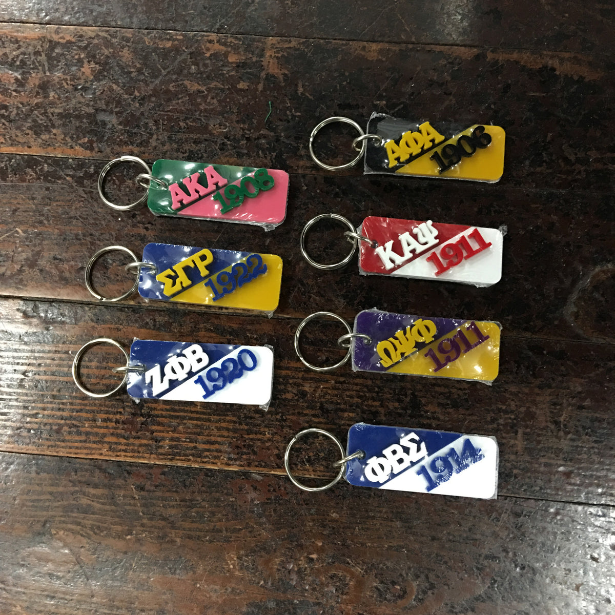 Split Founders Year Keychain - Craftique - Campus Connection - 1